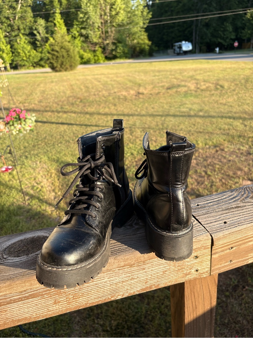 Women's Black Lace-Up Platform Combat Boots - Classic Chunky Sole